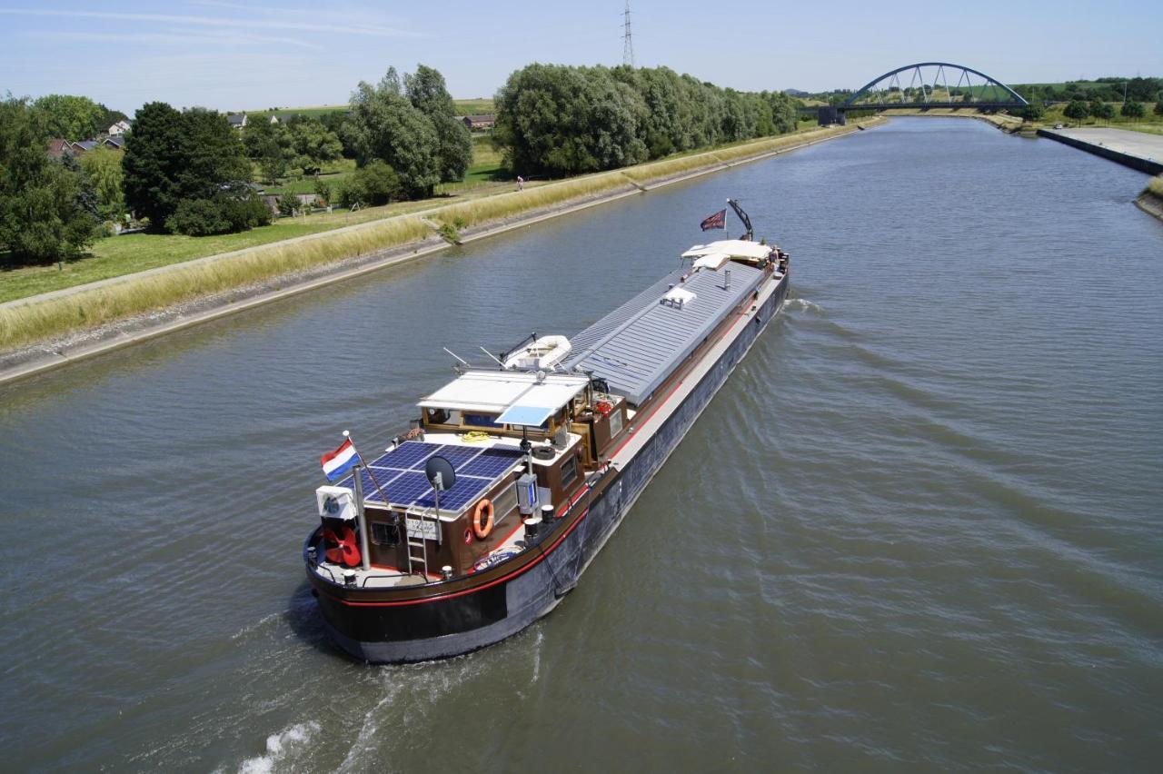Blackpearl Boat&Breakfast Terneuzen Exterior foto