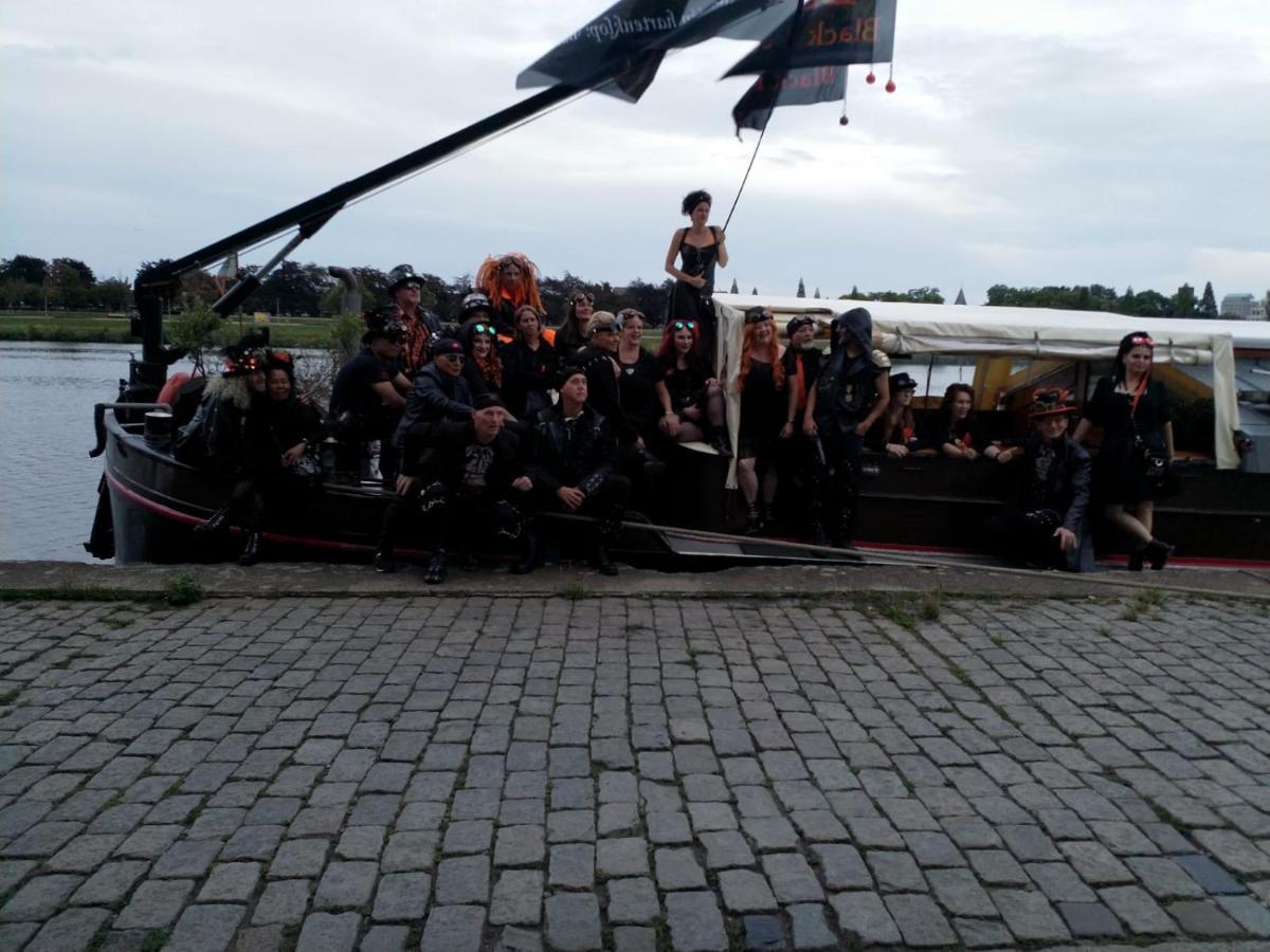 Blackpearl Boat&Breakfast Terneuzen Exterior foto